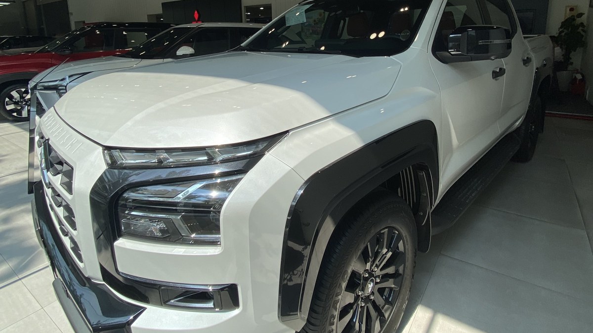 Mitsubishi Triton tại Mitsubishi Hà Tĩnh